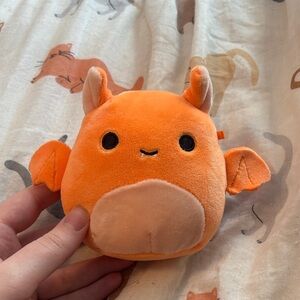 4 inch tilly the bat squishmallow